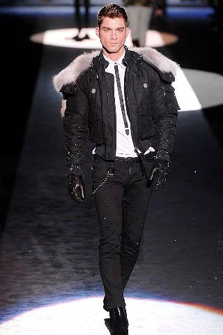 Look 4